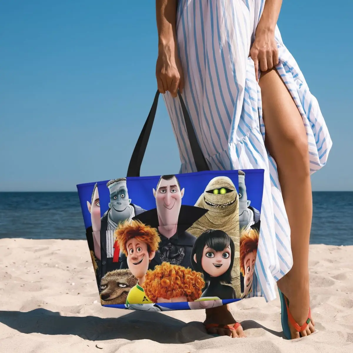 Hotel Transylvania Beach Tote  - đánh giá và giá Yoga Fitness Hotel
